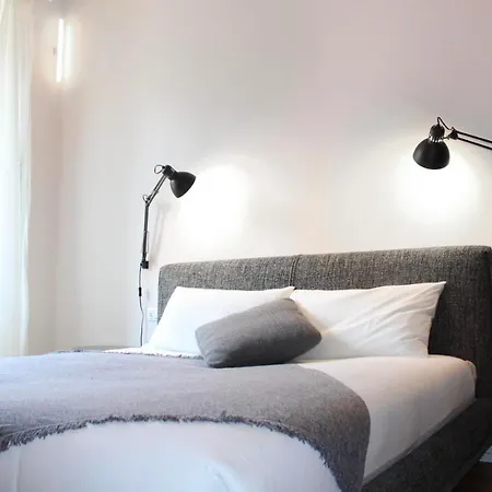 Apartment Plum Guide - The Ginger House *